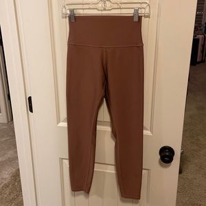 Alo Yoga 7/8 airbrushed bronze leggings size XS